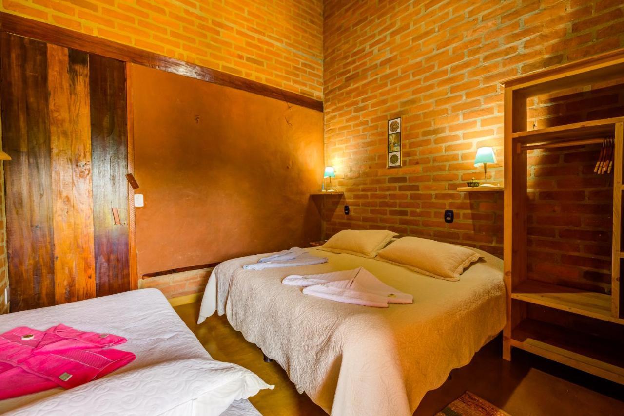 Estacao Piccola No Quintal Da Pedra Do Bau Guest house